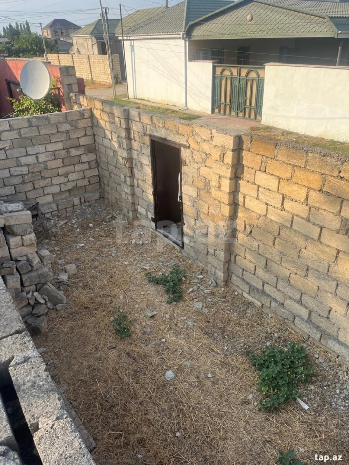 Satılır 3 otaqlı həyət evi