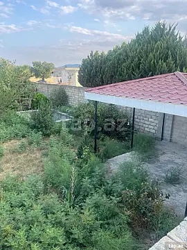 Satılır 3 otaqlı həyət evi