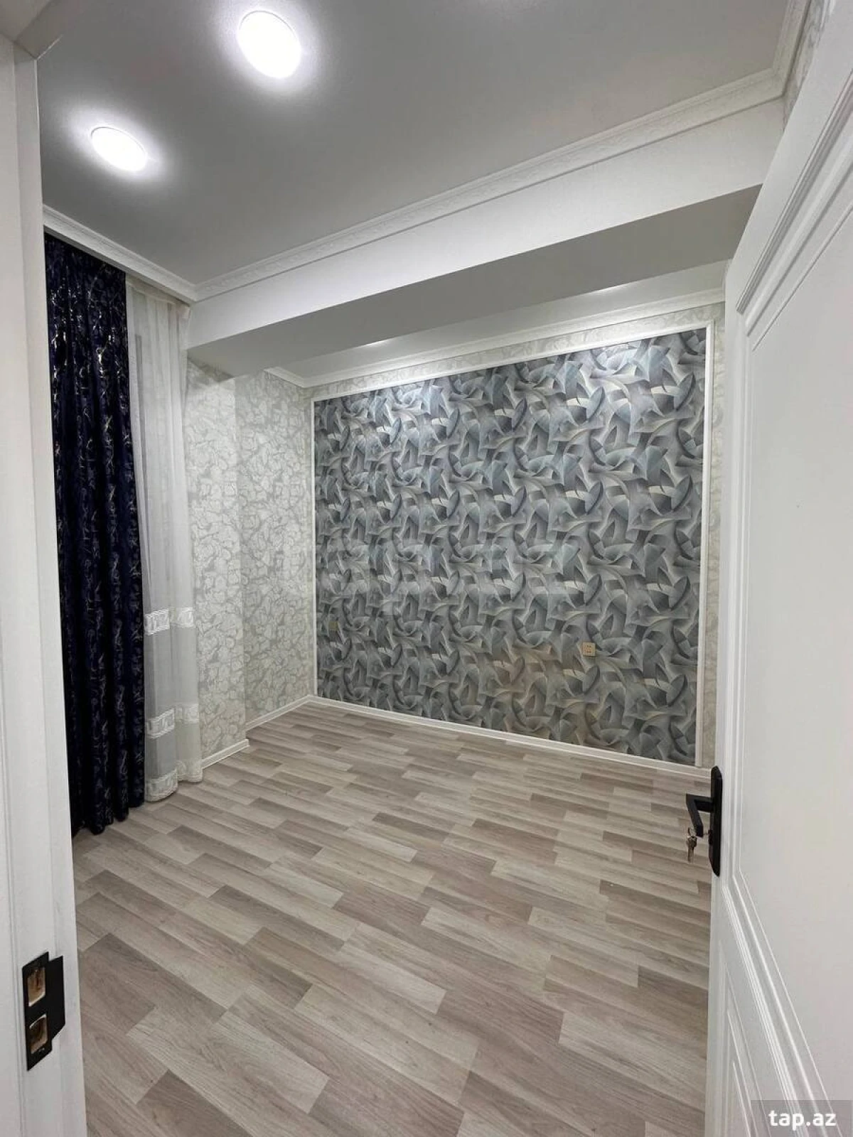Satılır 2 otaqlı yeni tikili 58 m²