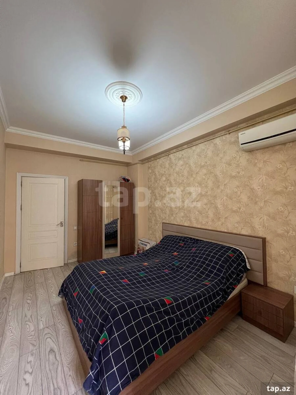 Satılır 2 otaqlı yeni tikili 60 m²