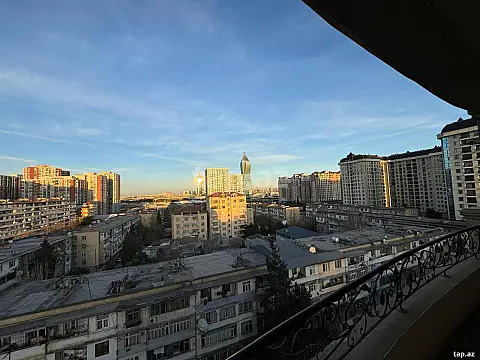 Kirayə verilir 2 otaqlı yeni tikili 59 m²