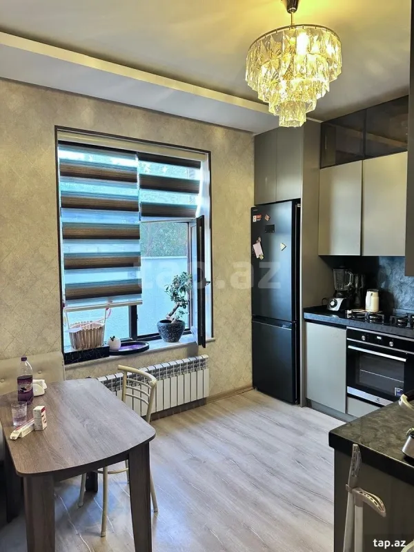 Kirayə verilir 4 otaqlı həyət evi