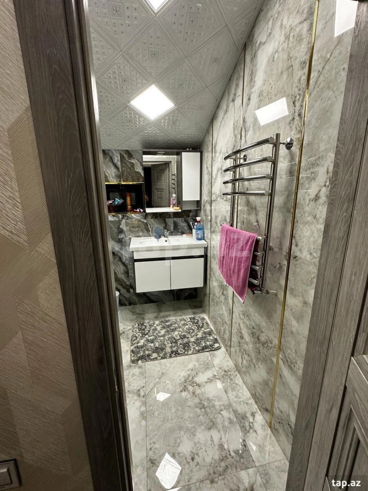 Kirayə verilir 4 otaqlı həyət evi