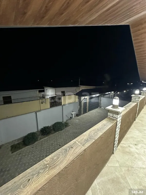 Kirayə verilir 4 otaqlı həyət evi
