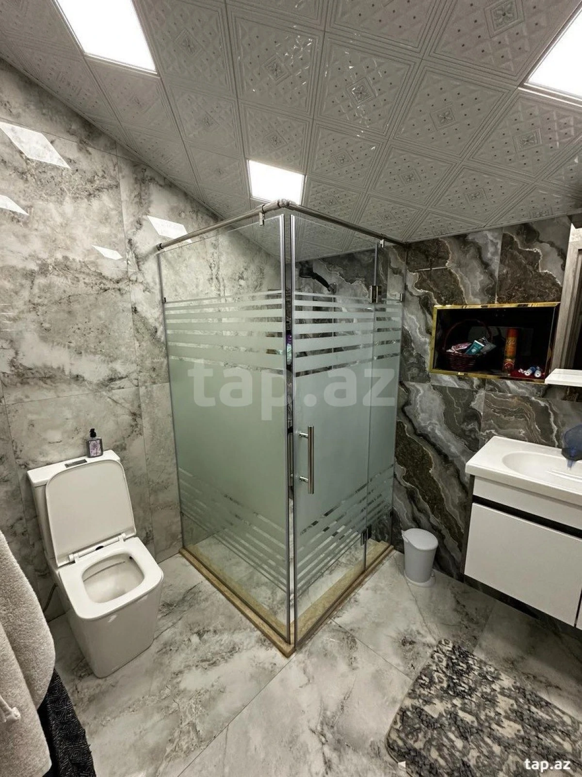 Kirayə verilir 4 otaqlı həyət evi