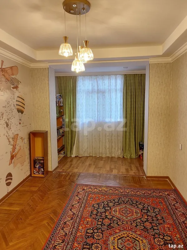 Satılır 3 otaqlı mənzil 75 m²