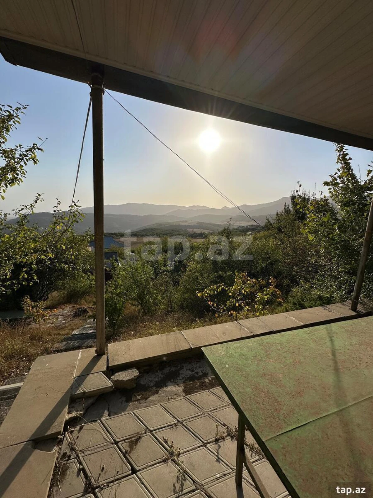 Satılır 6 otaqlı həyət evi