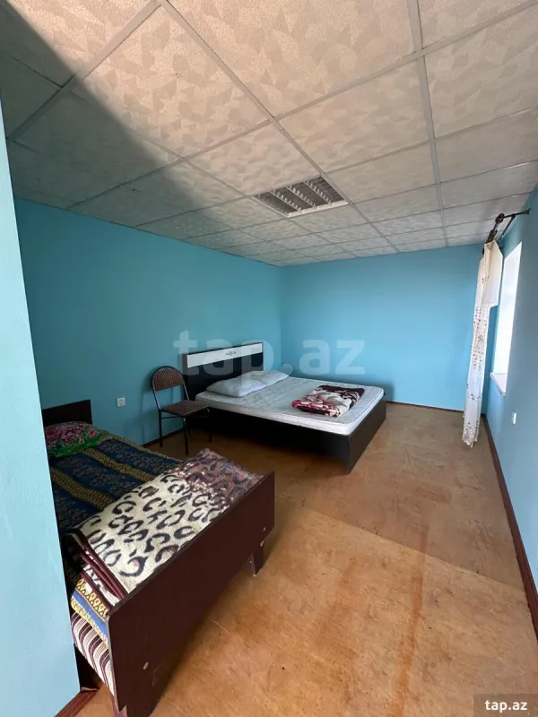 Satılır 6 otaqlı həyət evi