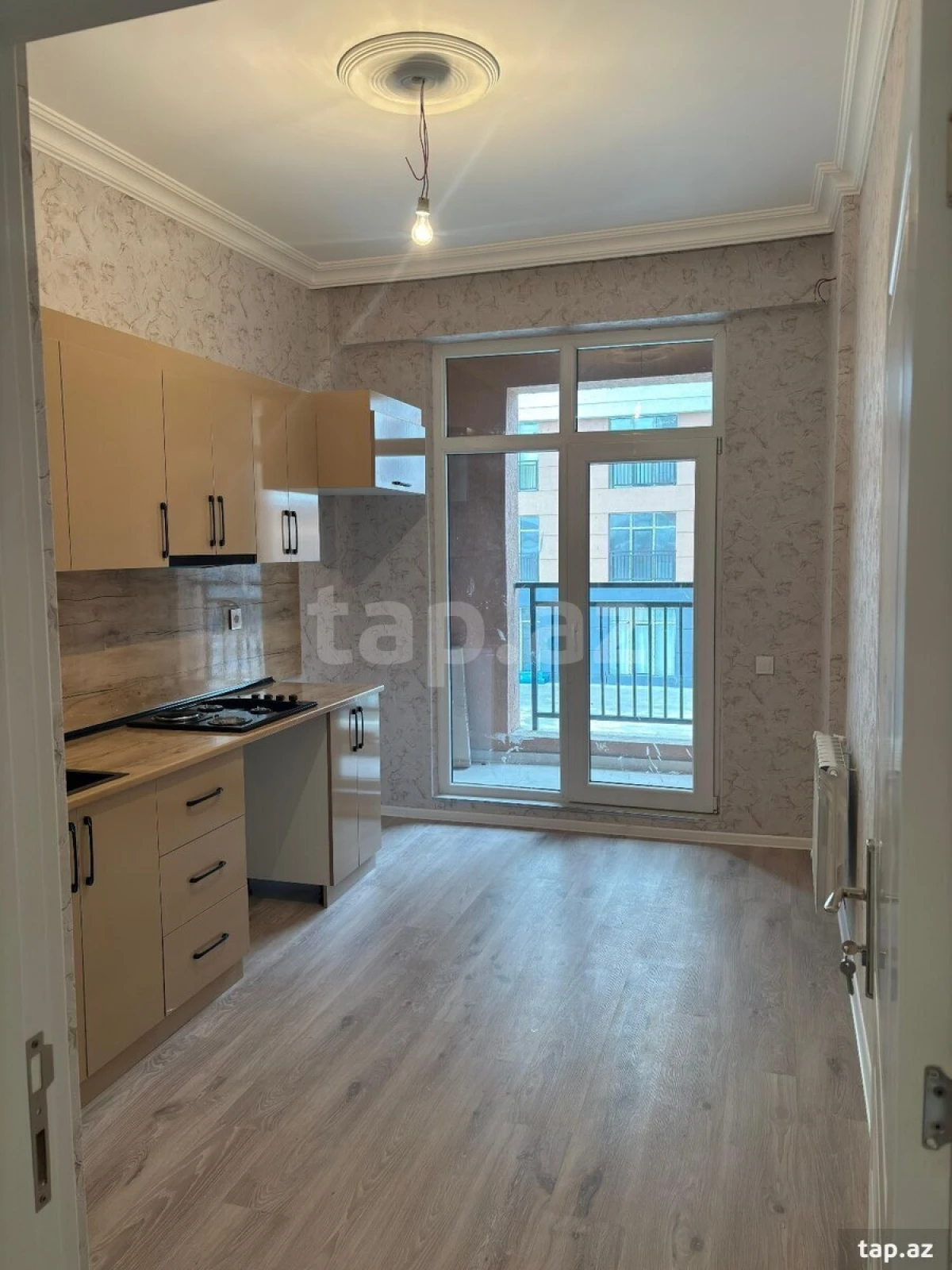 Kirayə verilir 2 otaqlı yeni tikili 70 m²