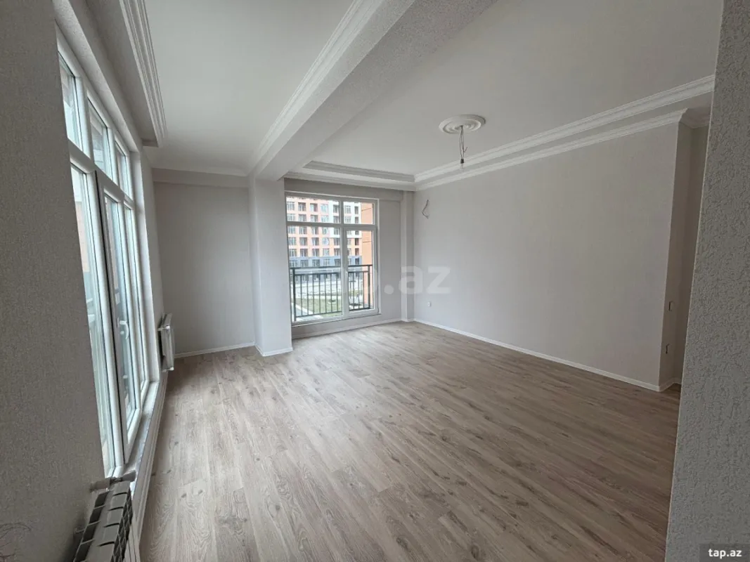 Kirayə verilir 2 otaqlı yeni tikili 70 m²