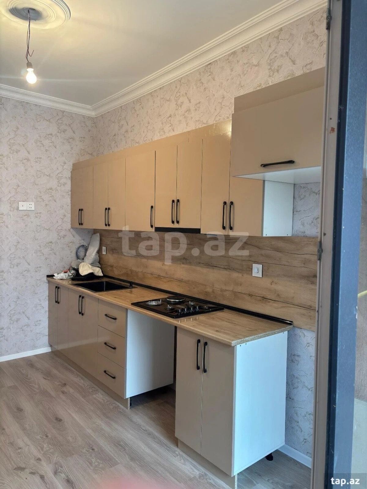 Kirayə verilir 2 otaqlı yeni tikili 70 m²