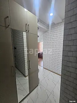Kirayə verilir 2 otaqlı yeni tikili 45 m²