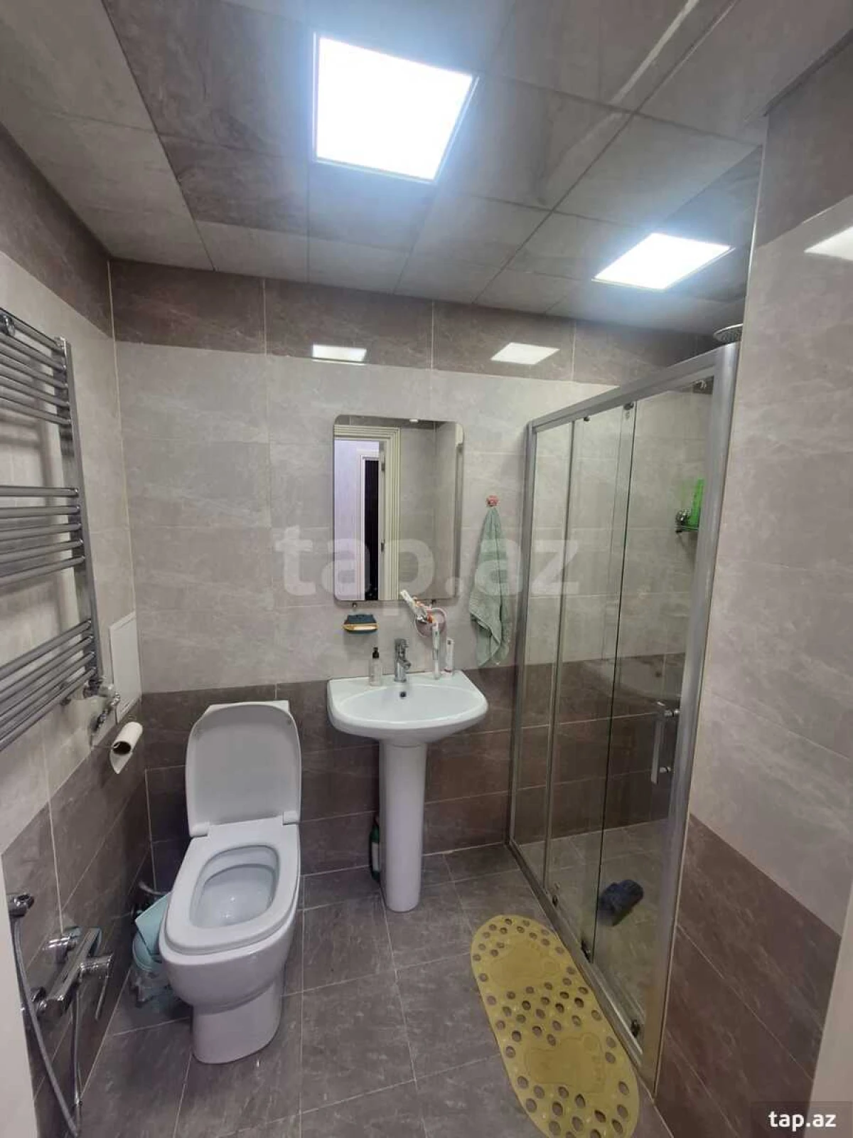 Satılır 2 otaqlı yeni tikili 45 m²