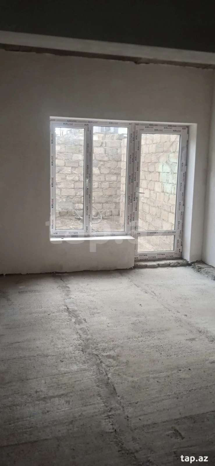 Satılır 4 otaqlı həyət evi