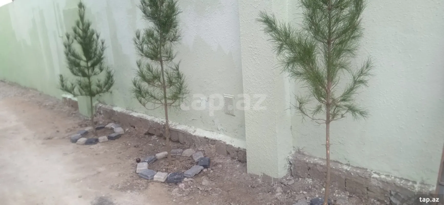 Satılır 4 otaqlı həyət evi