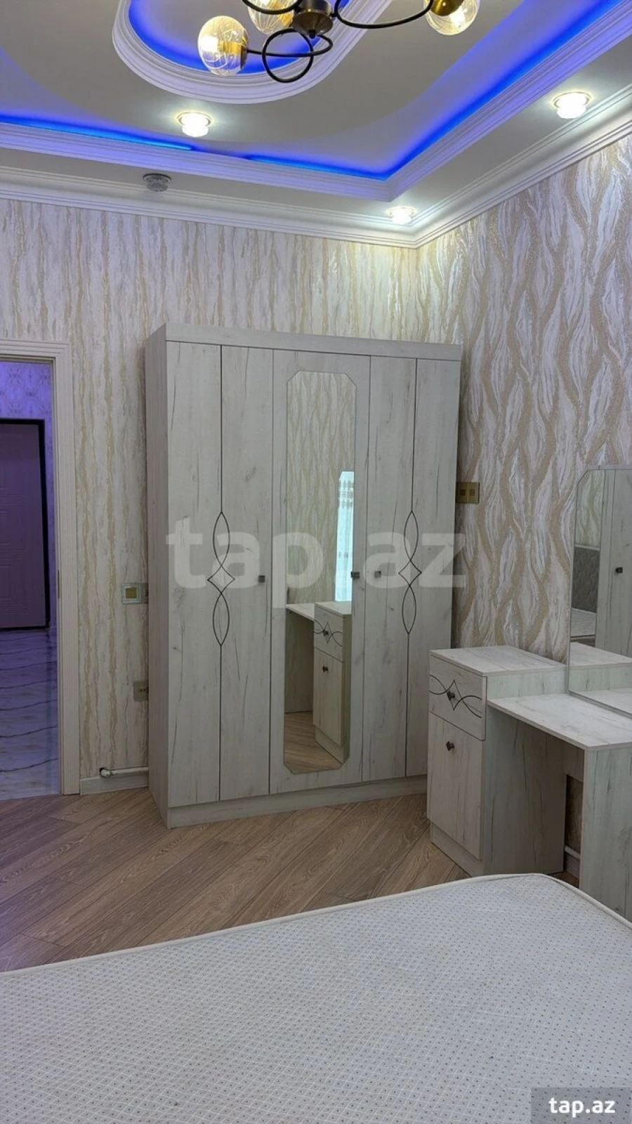 Kirayə verilir 2 otaqlı yeni tikili 65.2 m²