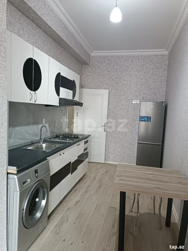 Kirayə verilir 3 otaqlı yeni tikili 116 m²