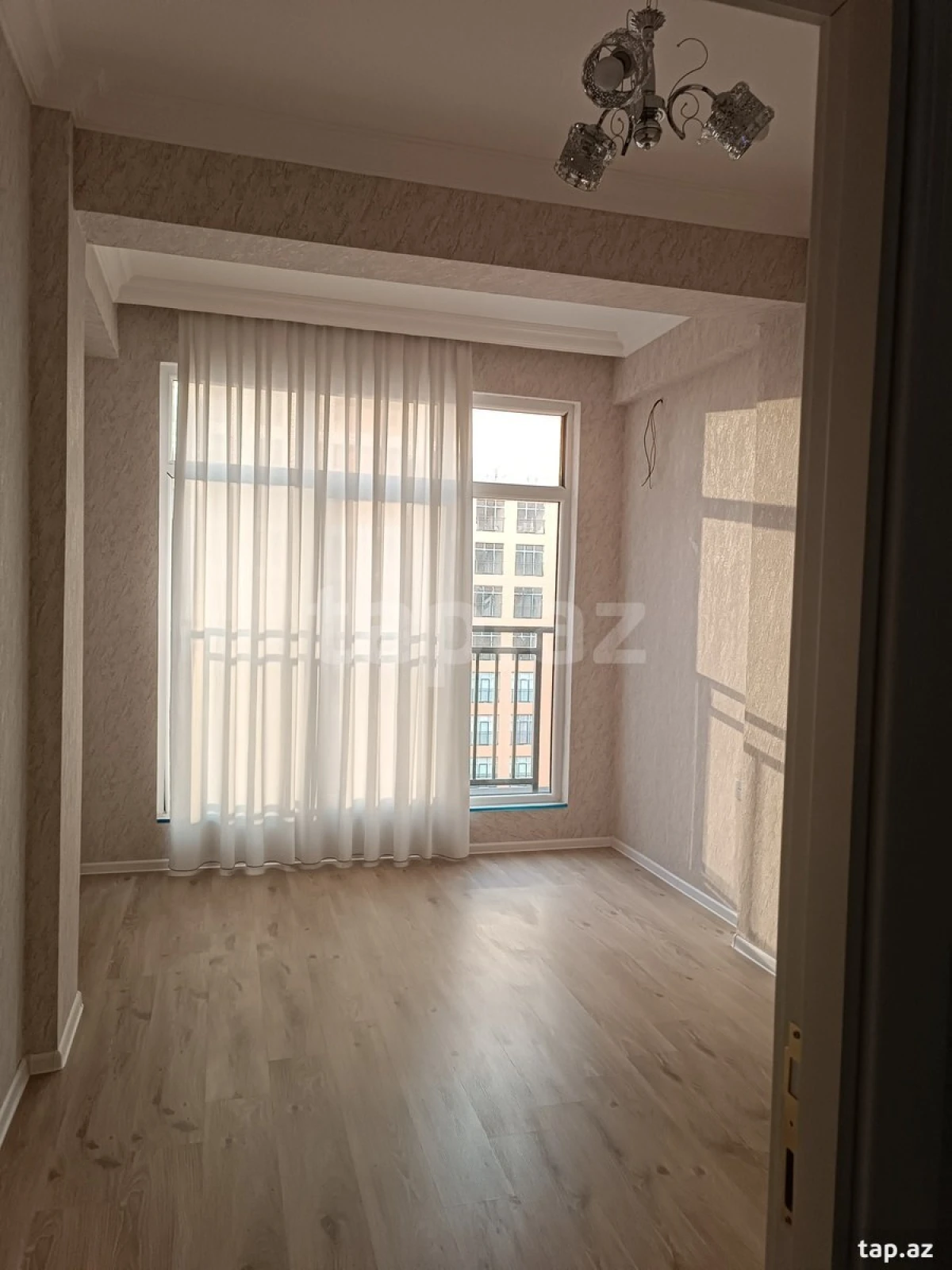 Kirayə verilir 3 otaqlı yeni tikili 116 m²