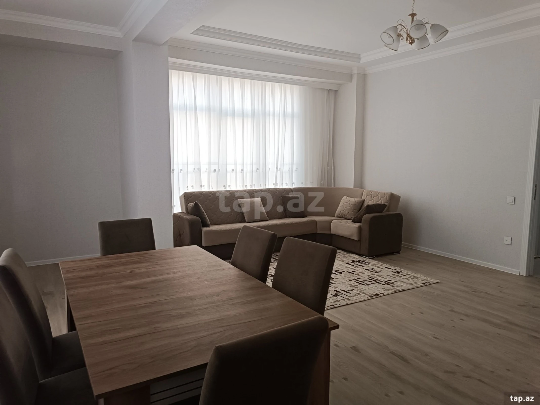 Kirayə verilir 3 otaqlı yeni tikili 116 m²