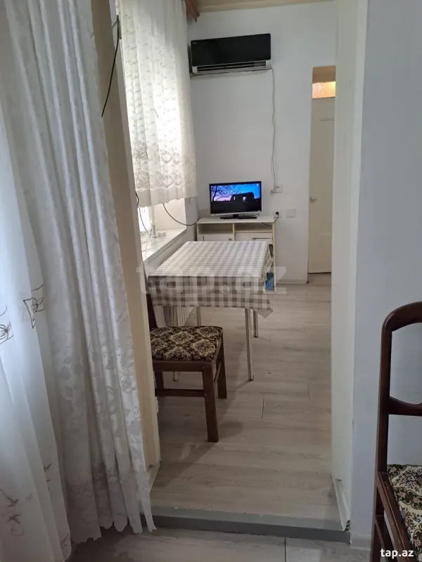 Kirayə verilir 2 otaqlı həyət evi