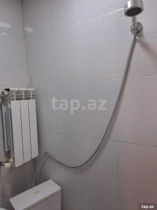 Kirayə verilir 2 otaqlı həyət evi