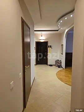 Kirayə verilir 4 otaqlı yeni tikili 140 m²