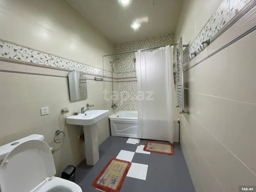 Kirayə verilir 5 otaqlı həyət evi