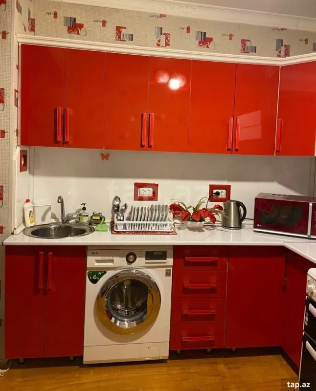 Satılır 3 otaqlı mənzil 68 m²