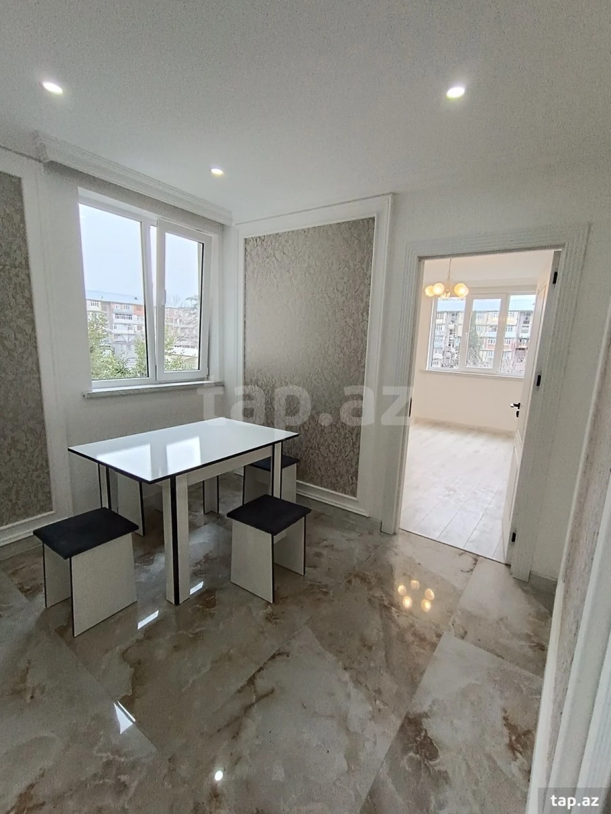 Satılır 3 otaqlı mənzil 70 m²