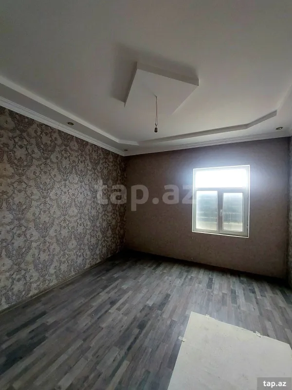 Satılır 3 otaqlı həyət evi