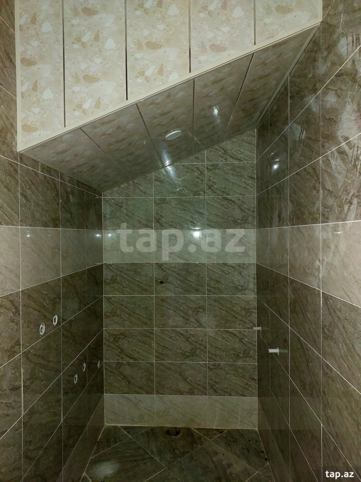 Satılır 3 otaqlı həyət evi