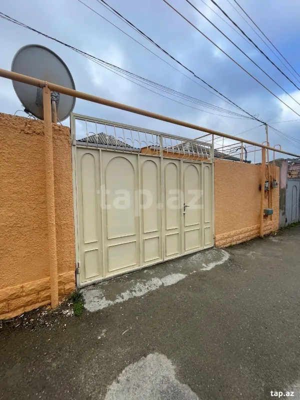 Satılır 2 otaqlı həyət evi