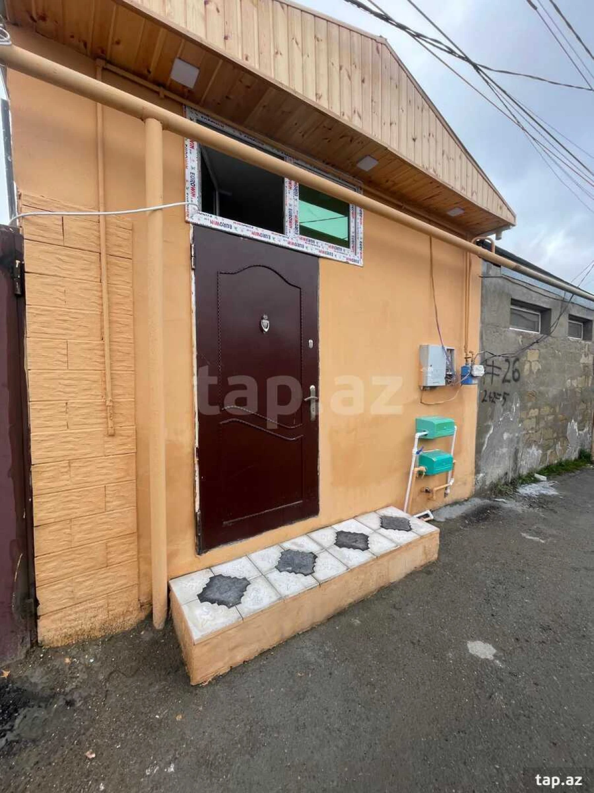 Satılır 2 otaqlı həyət evi