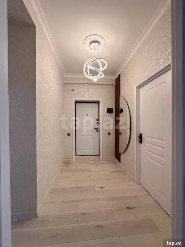 Satılır 3 otaqlı yeni tikili 90 m²