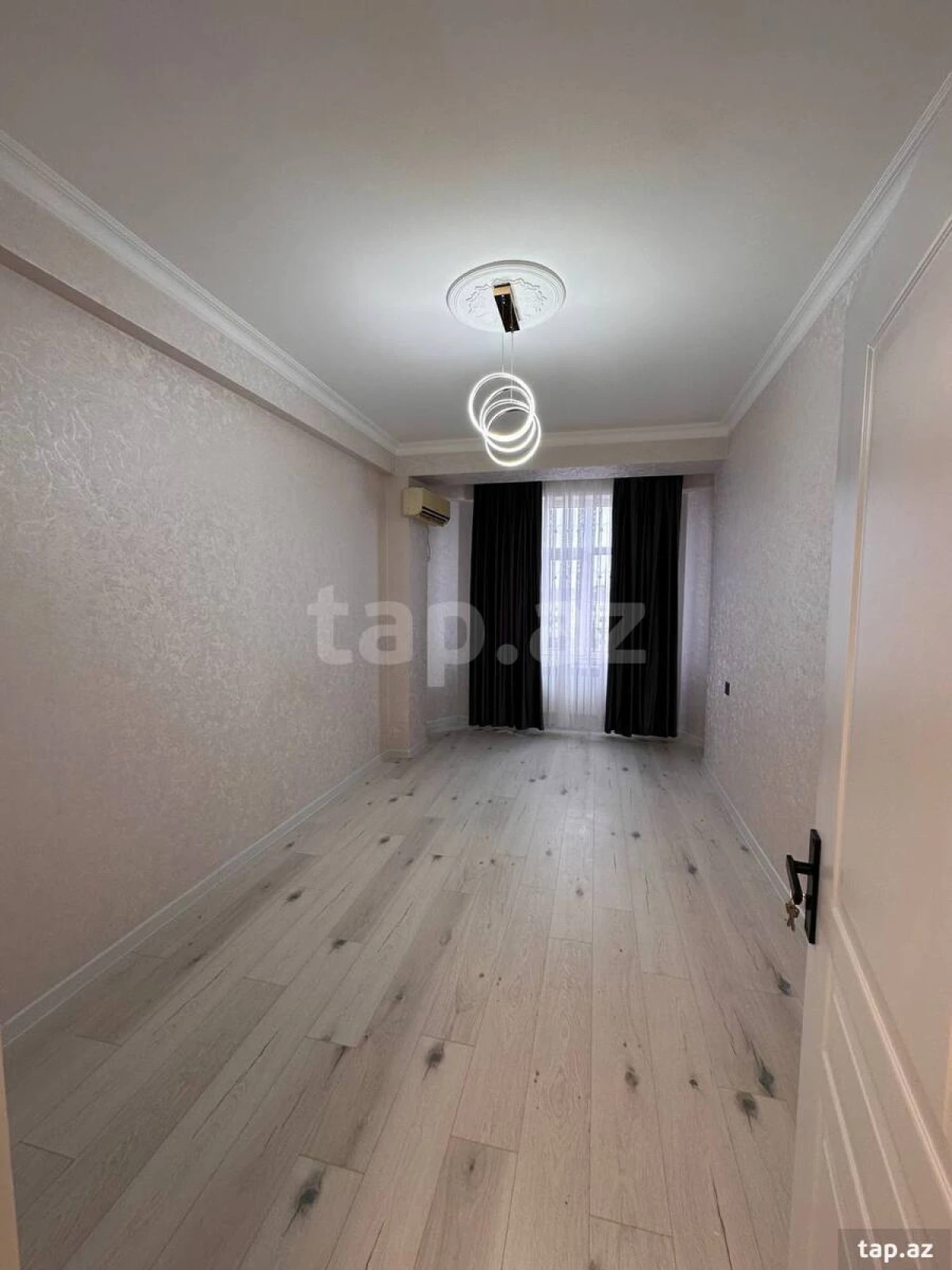 Satılır 3 otaqlı yeni tikili 90 m²
