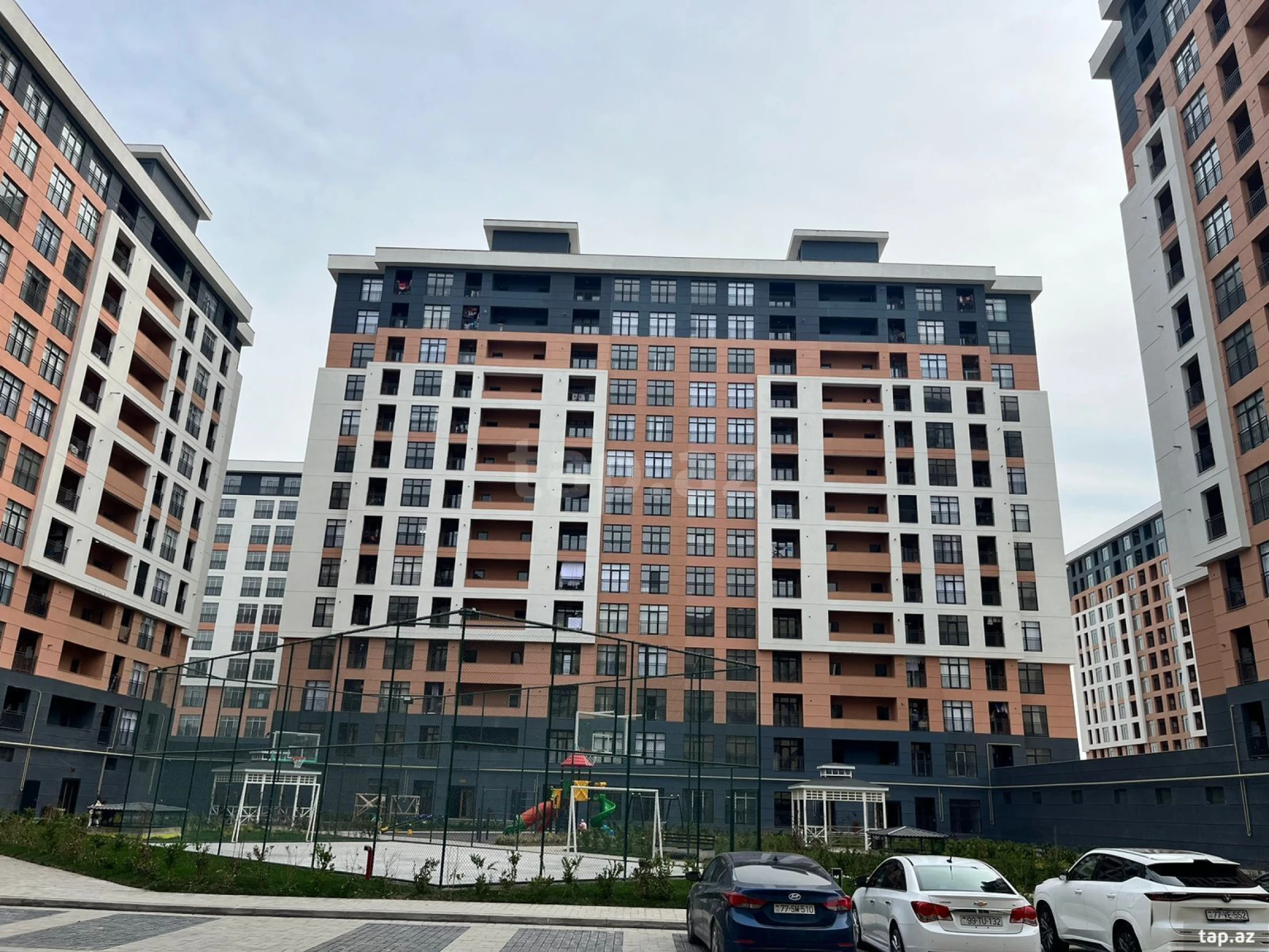Kirayə verilir 2 otaqlı yeni tikili 65 m²