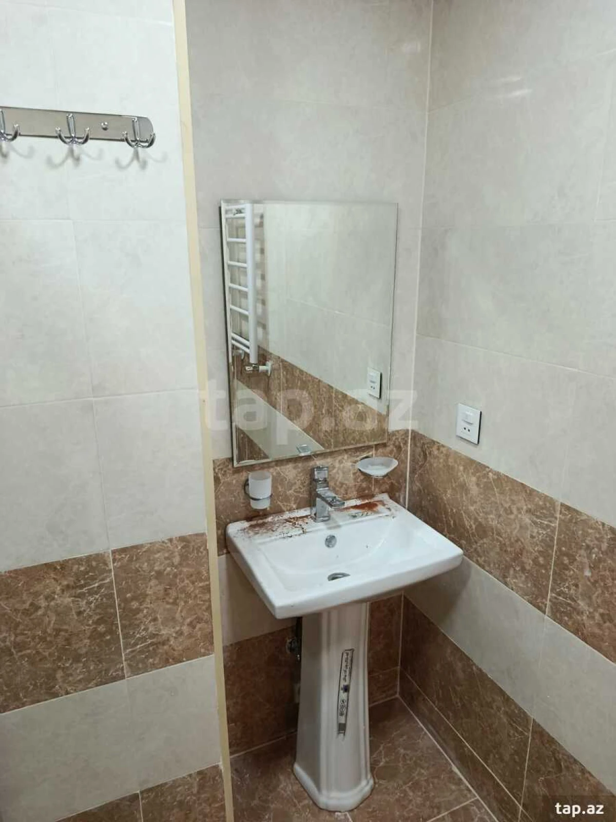 Kirayə verilir 2 otaqlı yeni tikili 65 m²