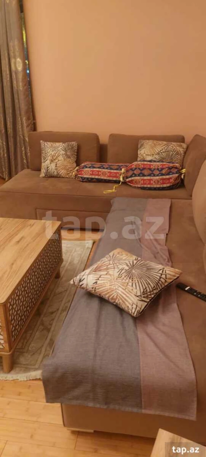 Kirayə verilir 2 otaqlı yeni tikili 80 m²