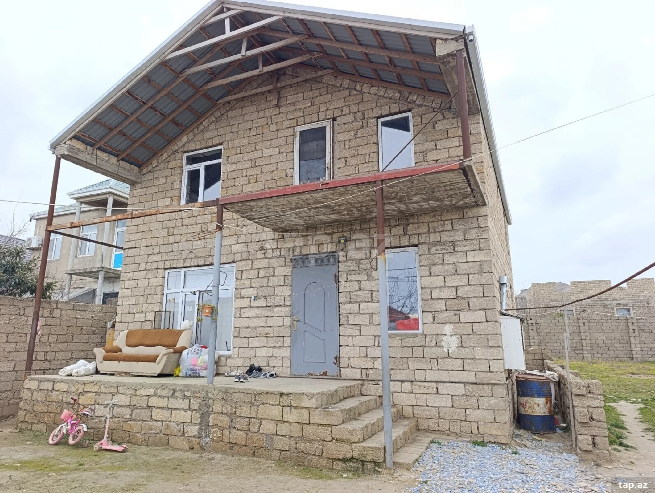 Satılır 4 otaqlı həyət evi 110 m²