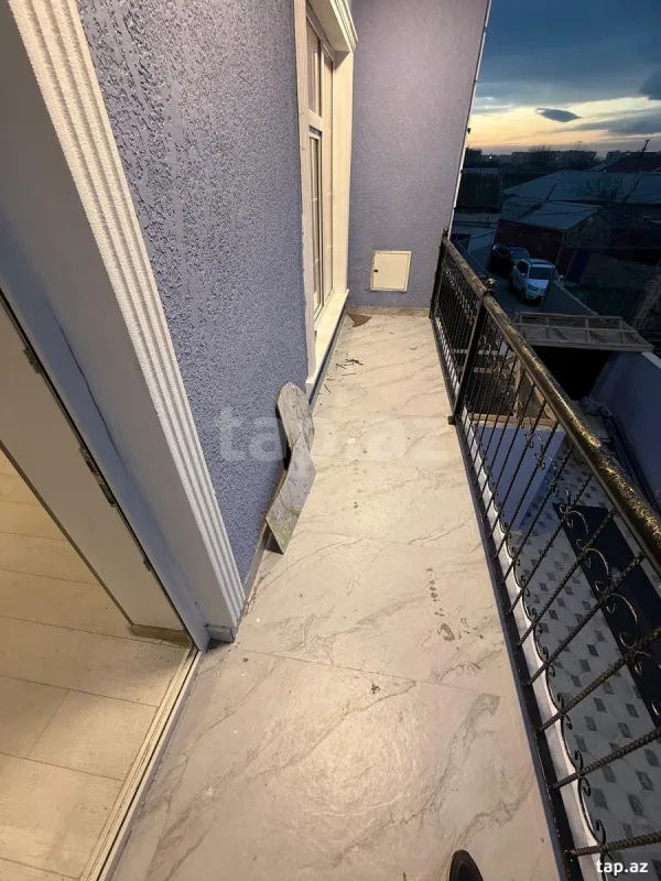 Satılır 4 otaqlı həyət evi
