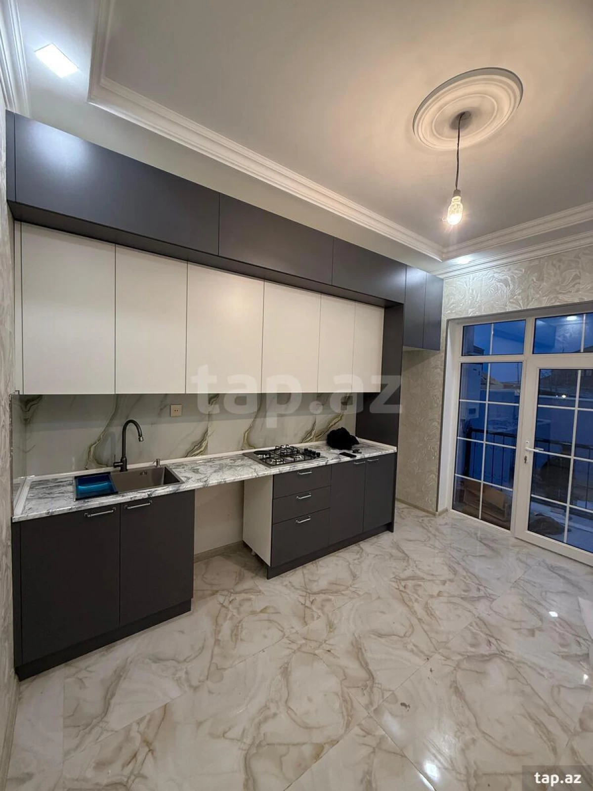 Satılır 4 otaqlı həyət evi