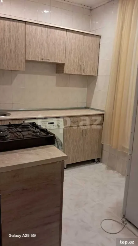 Kirayə verilir 2 otaqlı mənzil 50 m²