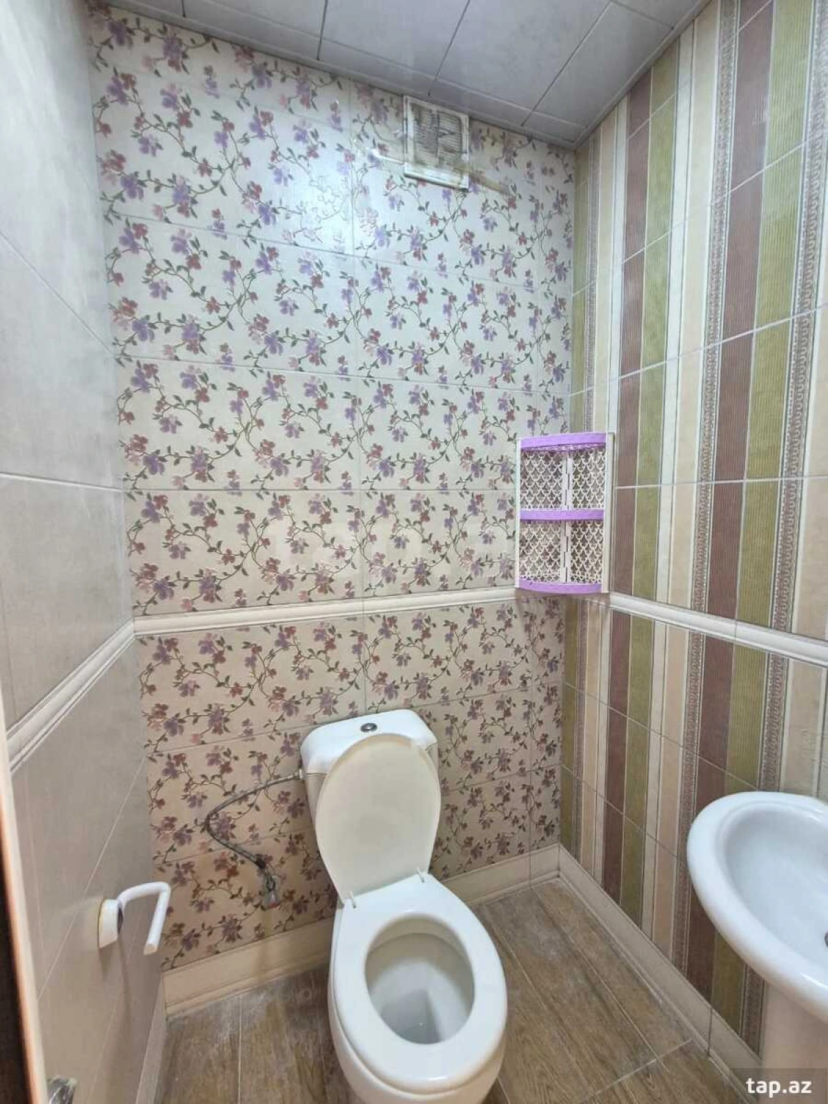 Kirayə verilir 3 otaqlı yeni tikili 140 m²