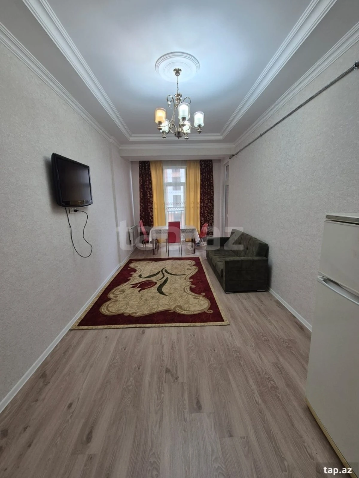 Kirayə verilir 2 otaqlı mənzil 75 m²
