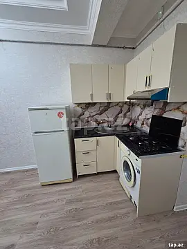 Kirayə verilir 2 otaqlı mənzil 75 m²