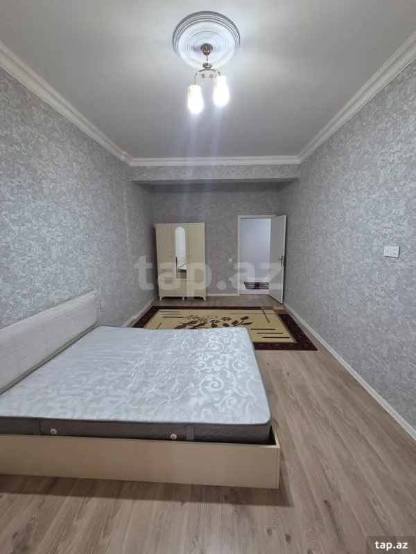 Kirayə verilir 2 otaqlı mənzil 75 m²