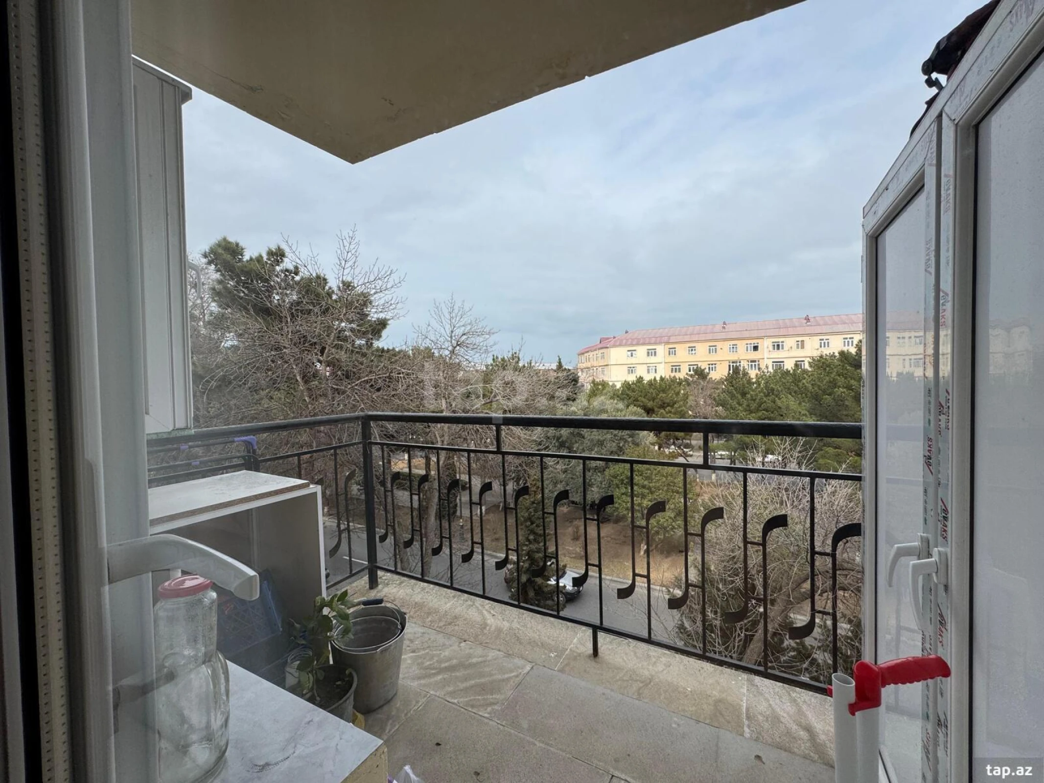 Satılır 3 otaqlı mənzil 70 m²