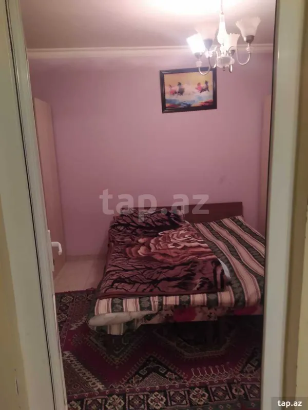 Kirayə verilir 2 otaqlı mənzil 90 m²