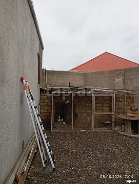 Satılır 3 otaqlı həyət evi