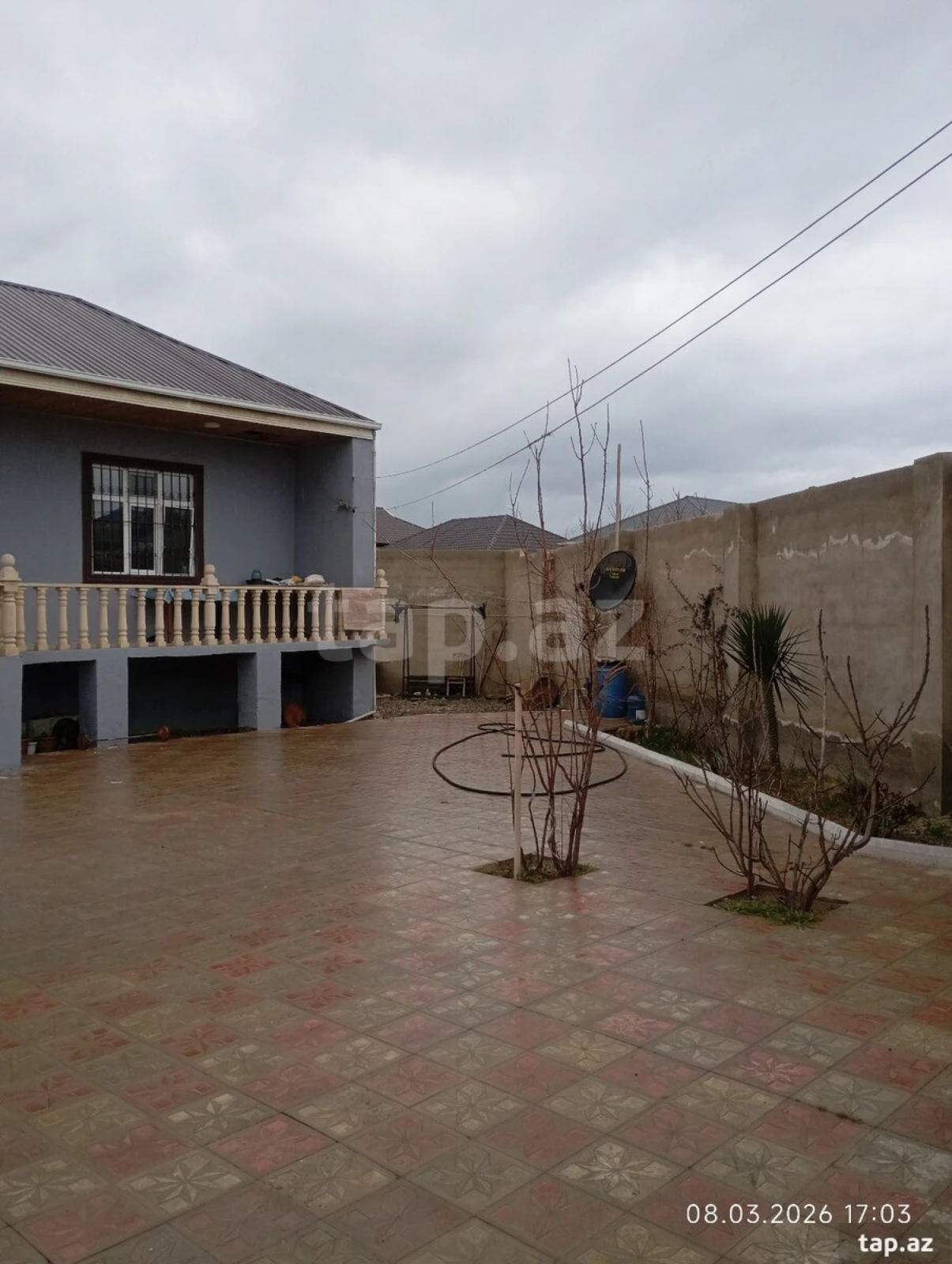 Satılır 3 otaqlı həyət evi